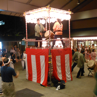 夏の風物詩『盆踊り大会』